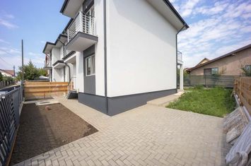 Vilă - 4 camere de vanzare LUNCA CETATUII - Iasi anunturi imobiliare Iasi