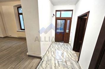 Spațiu comercial de inchiriat CENTRAL - Iasi anunturi imobiliare Iasi
