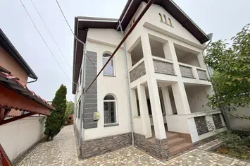 Vilă - 7 camere de vanzare BUCURESTI - Bucuresti anunturi imobiliare Bucuresti