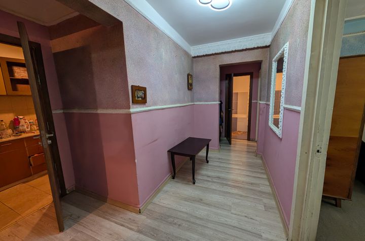 Apartament 3 camere de vanzare ALECU RUSSO - Bacau anunturi imobiliare Bacau