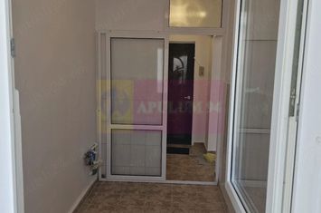 Garsoniera 5 min metrou Dristor pe Mihai Bravu anunturi imobiliare Bucuresti