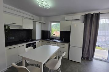 Apartament 3 camere de inchiriat BAIA MARE - Maramures anunturi imobiliare Maramures