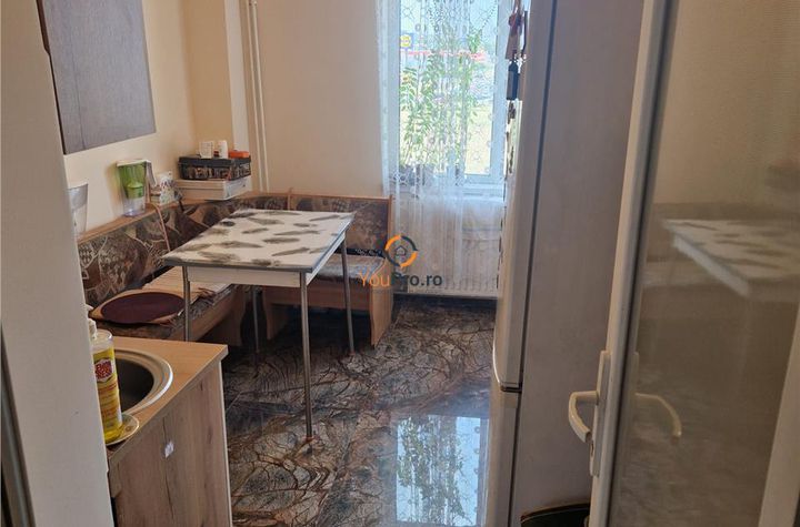 Apartament 4 camere de vanzare BUZIASULUI - Timis anunturi imobiliare Timis