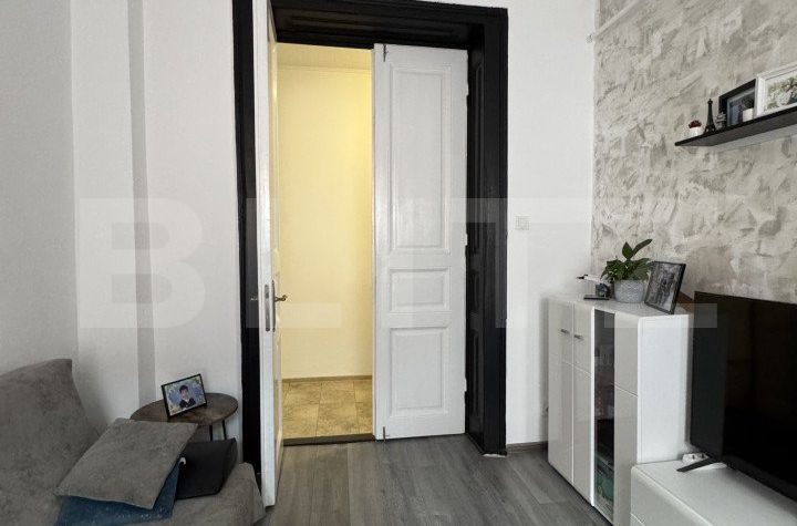 Casă - 4 camere de vanzare GEORGE ENESCU - Dolj anunturi imobiliare Dolj