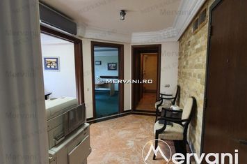 Apartament 3 camere de vanzare CENTRU - Prahova anunturi imobiliare Prahova