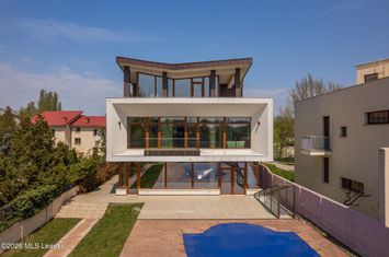 Vila pe malul lacului Mogosoaia | 617 mp total, teren 1182 mp anunturi imobiliare Bucuresti