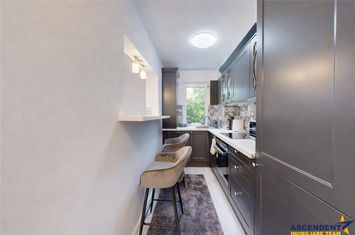 Apartament 3 camere de vanzare CENTRUL CIVIC - Brasov anunturi imobiliare Brasov