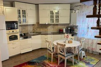 Apartament 4 camere de vanzare BRASOV - Brasov anunturi imobiliare Brasov