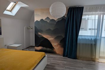 Apartament 3 camere de inchiriat TRACTORU - Brasov anunturi imobiliare Brasov