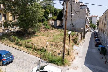 Teren construibil 336 mp în centrul Drama anunturi imobiliare Grecia