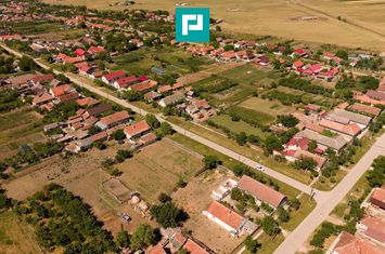 Teren intravilan de 1492 mp în Nădab anunturi imobiliare Arad