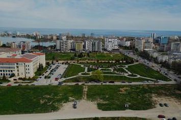 Apartament 4 camere de vanzare UNIVERSITATE - Constanta anunturi imobiliare Constanta