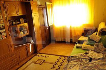 Apartament 3 camere de vanzare ORADEA - Bihor anunturi imobiliare Bihor