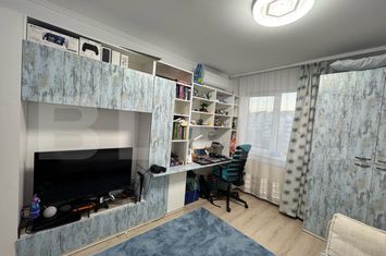 Apartament 2 camere de vanzare PIETROASA - Hunedoara anunturi imobiliare Hunedoara
