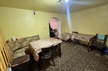 Casă - 4 camere de vanzare UROI - Hunedoara anunturi imobiliare Hunedoara