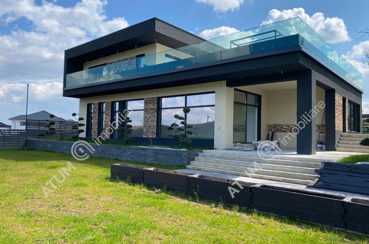 Casă - 5 camere de vanzare CISNADIE - Sibiu anunturi imobiliare Sibiu