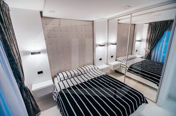 Apartament 3 camere de vanzare CLUJ-NAPOCA - Cluj anunturi imobiliare Cluj