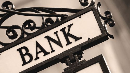 Ce nereguli fac societăţile bancare?