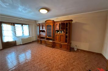 Apartament 3 camere de vanzare BRAILEI - Vrancea anunturi imobiliare Vrancea