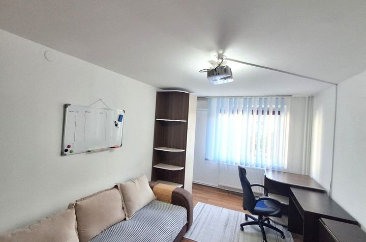 Apartament de 3 Camere zona Bd Basarabia anunturi imobiliare Bucuresti