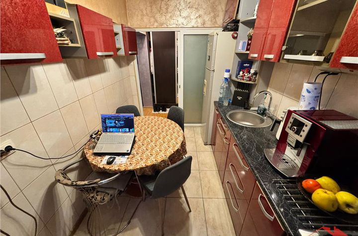 Apartament 2 camere de vanzare GARA - Vrancea anunturi imobiliare Vrancea