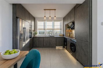 Apartament 3 camere de inchiriat TRACTORUL - Brasov anunturi imobiliare Brasov