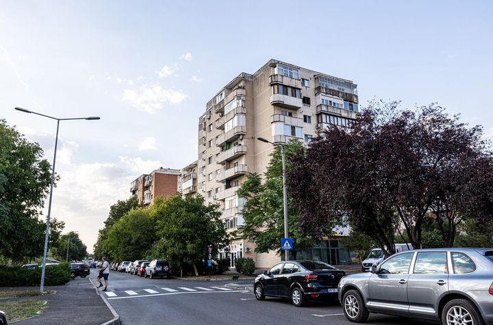 Vedere directă spre faleza Mureșului, disponibil acum Micalaca 300 anunturi imobiliare Arad