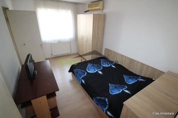 3 camere Zona Primaverii !! anunturi imobiliare Olt