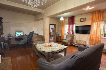 Vilă - 6 camere de vanzare PLOIESTI - Prahova anunturi imobiliare Prahova