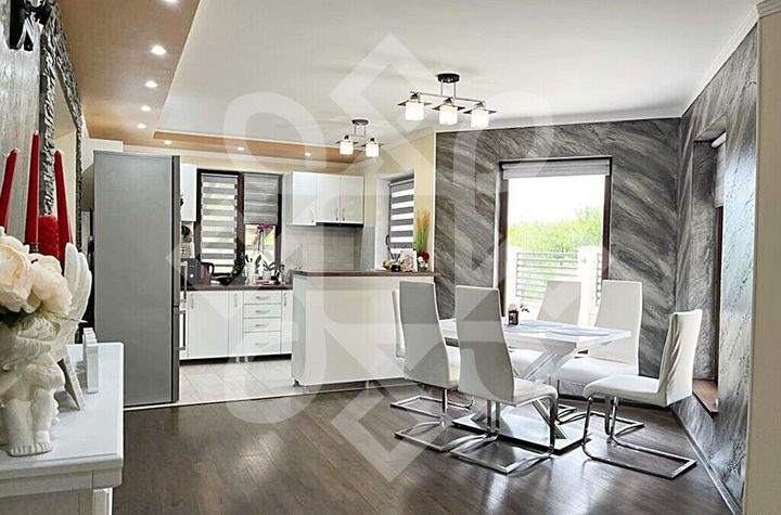 Casa moderna cu priveliste superba in zona Hanul Pescarilor anunturi imobiliare Bihor