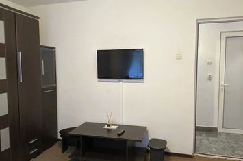 Apartament 2 camere, decomandate, Manastur anunturi imobiliare Cluj