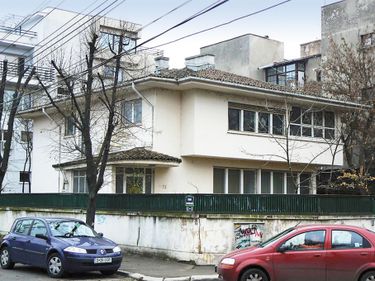 Casele vechi din centrul Capitalei vânate pentru terenul lor