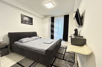 2 Studiouri în 1 | Mamaia | Club Crazy | Vedere frontală la mare anunturi imobiliare Constanta