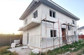 Vilă - 4 camere de vanzare JUCU - Cluj anunturi imobiliare Cluj