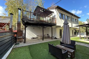 Hotel Boutique 18+ (adults only) + Casa P+1 --- teren 501mp --- str D4 anunturi imobiliare Constanta