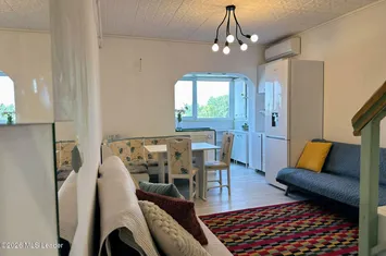 Fizicienilor - Lacramioarei, 3 camere 67 mp, pod 40 mp, modernizat anunturi imobiliare Bucuresti