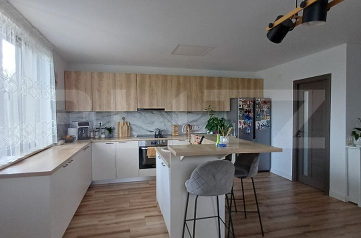 Vilă - 4 camere de vanzare MIHAI VITEAZU - Cluj anunturi imobiliare Cluj