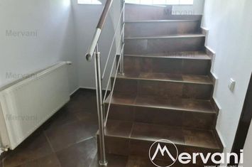Apartament 8 camere de vanzare BUSTENI - Prahova anunturi imobiliare Prahova