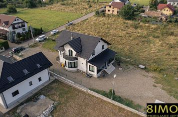 Casă - 4 camere de vanzare FALTICENI - Suceava anunturi imobiliare Suceava