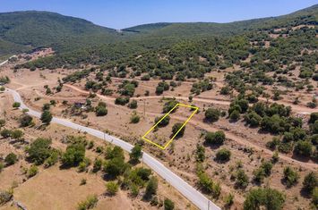 Teren construibil 527 mp în Makrichori anunturi imobiliare Grecia