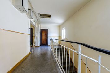 VANDUT ! Apartament accesibil cu 2 camere, în zona 500 Micalaca anunturi imobiliare Arad