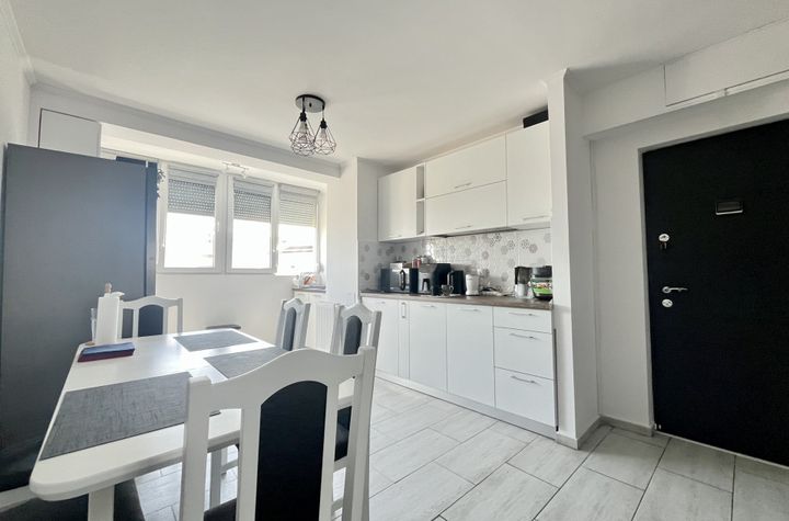 Apartament 3 camere de vanzare NUFARUL - Bihor anunturi imobiliare Bihor