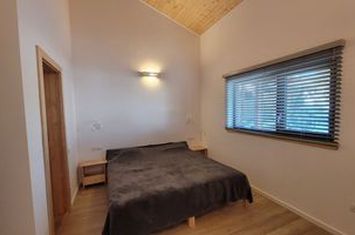 Casă - 3 camere de inchiriat TOCILE - Sibiu anunturi imobiliare Sibiu