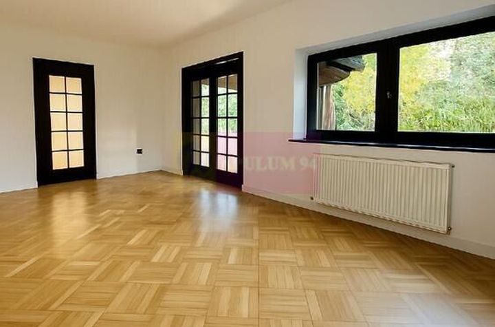 Spatiu renovat, cu expunere directa pe Calea Dorobantilor, ideal cabinet anunturi imobiliare Bucuresti