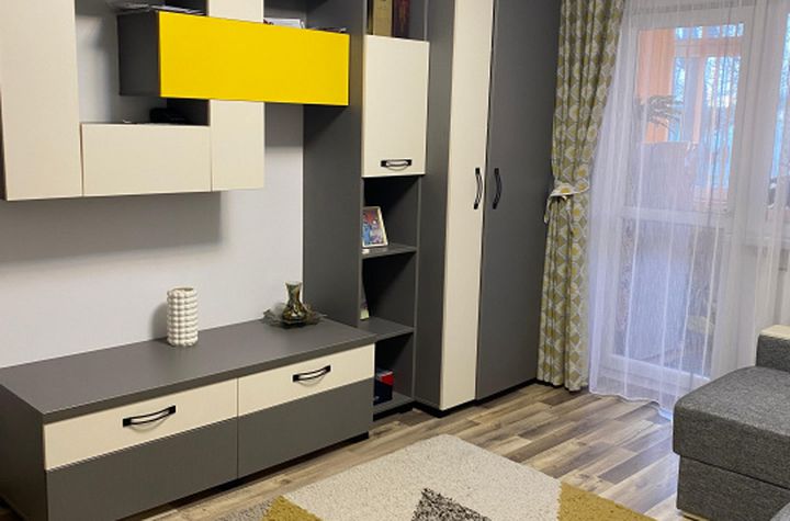 Apartament 3 camere de vanzare DACIA - Iasi anunturi imobiliare Iasi