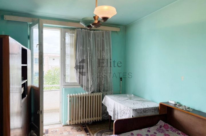 Apartament cu 2 camere de vanzare | Zona Rogerius anunturi imobiliare Bihor