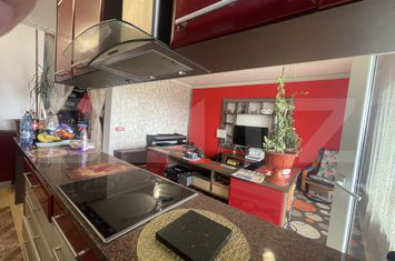 Apartament 3 camere de vanzare CLUJ-NAPOCA - Cluj anunturi imobiliare Cluj