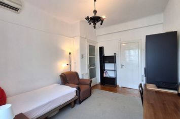Garsoniera de vanzare  Magheru anunturi imobiliare Bucuresti