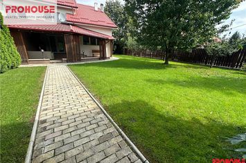 Vilă - 4 camere de vanzare CENTRAL - Bacau anunturi imobiliare Bacau