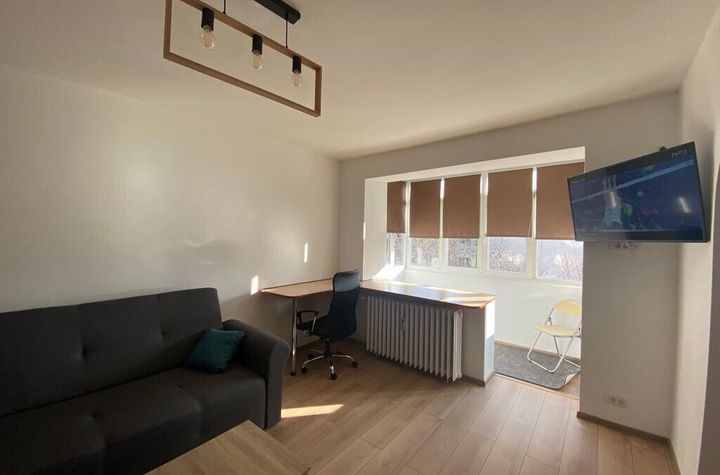 Dristor inchiriere garsoniera dec , bloc mixt anunturi imobiliare Bucuresti